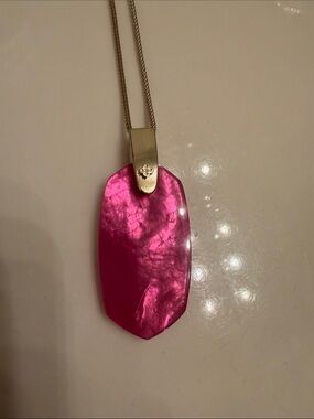 Kendra Scott Hot Pink Shell Pendant Necklace